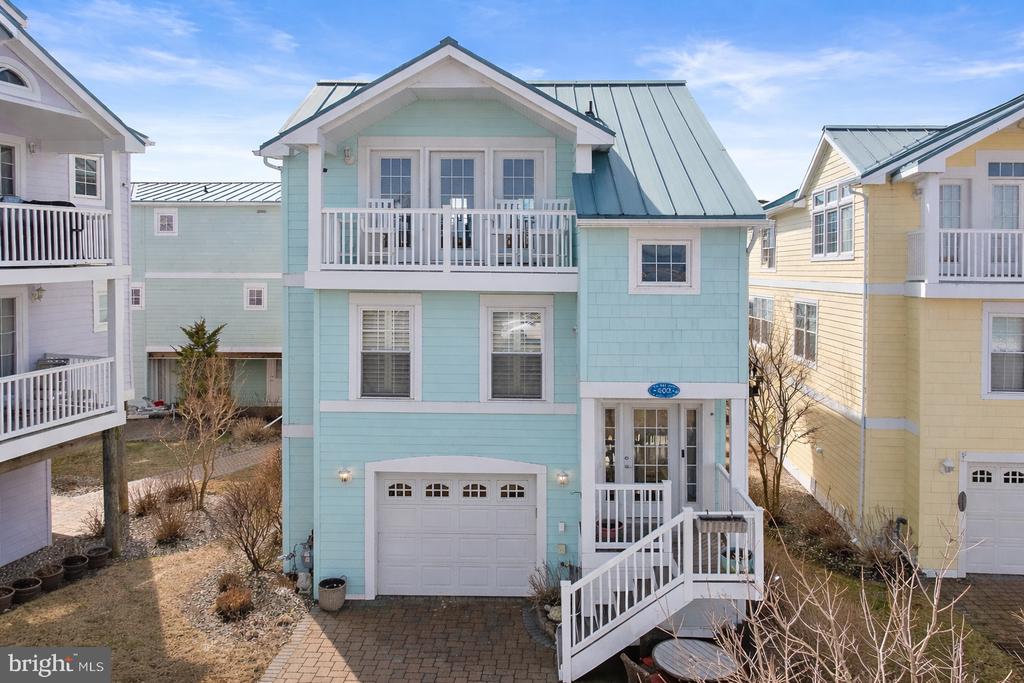 402 TAYLOR AVENUE