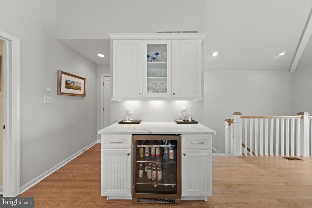 4 E GOLDSBOROUGH (63RD ST.)