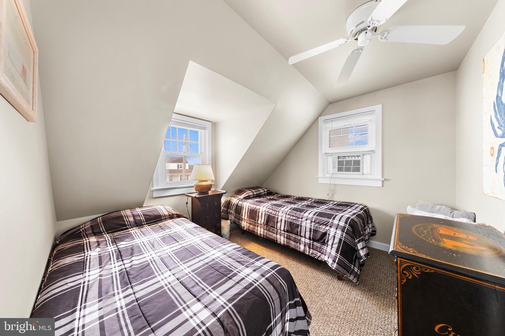 26 W OCEAN VIEW