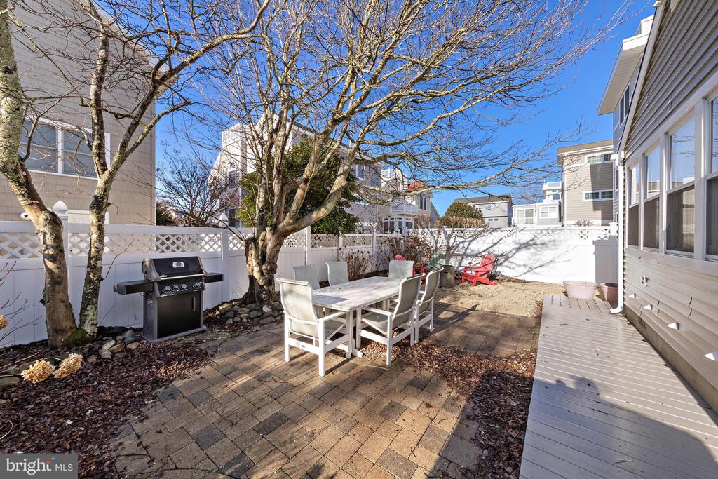 116 E 28TH STREET