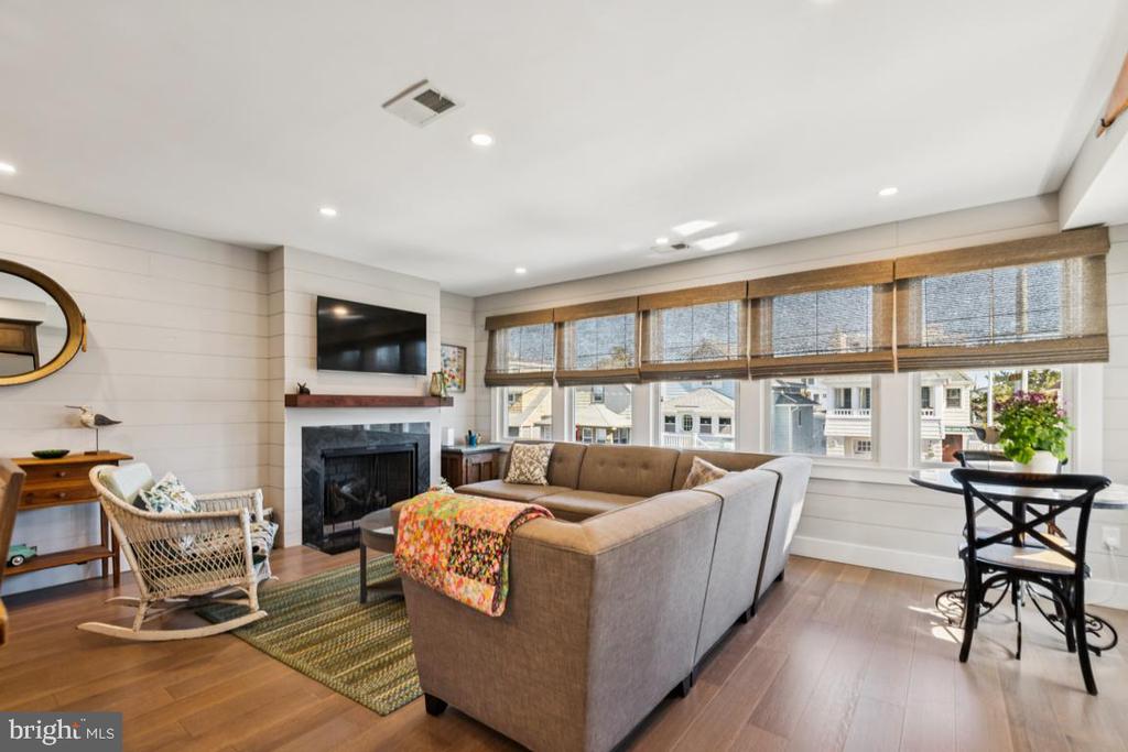 108 E 27TH STREET