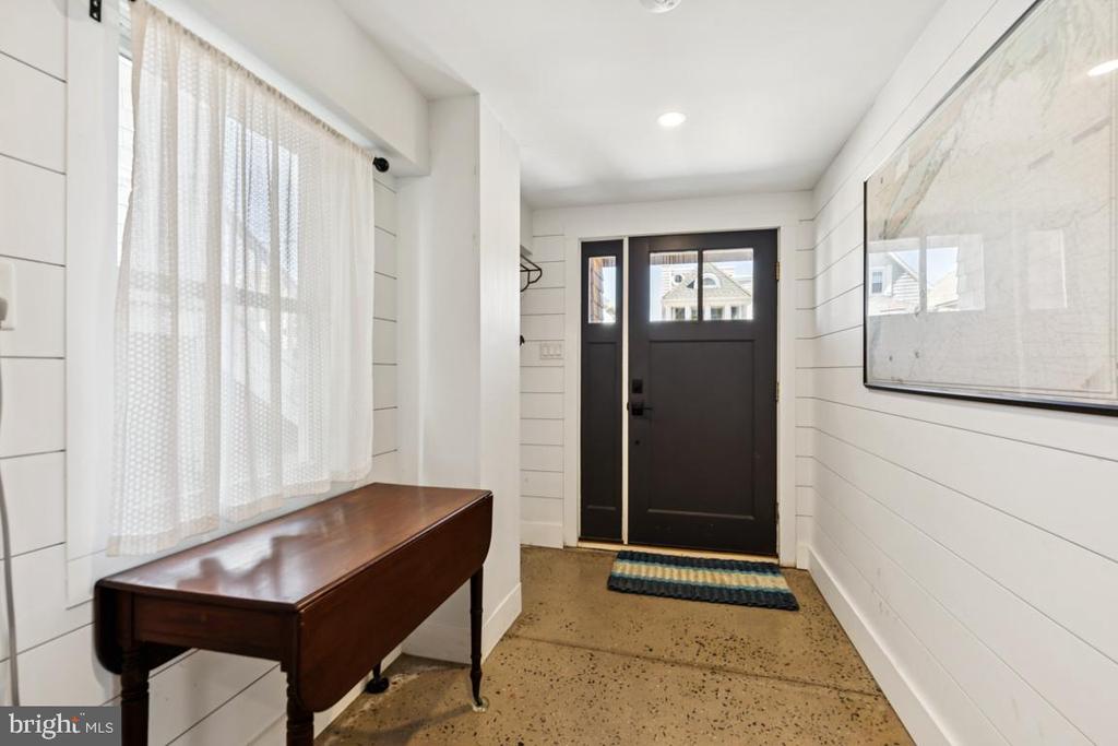 108 E 27TH STREET