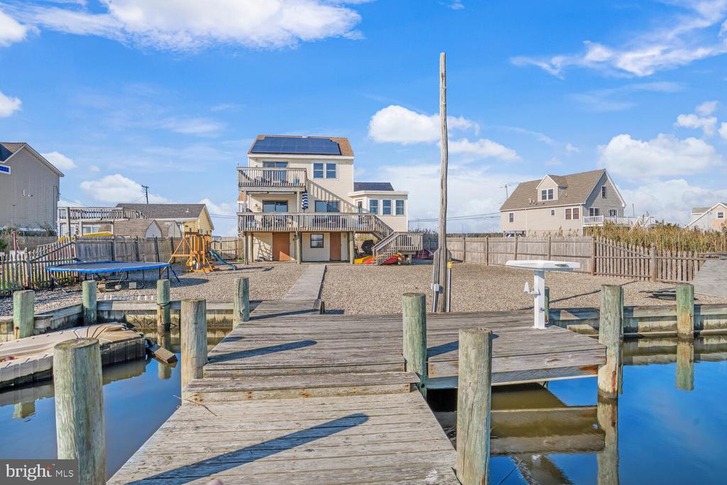 322 DOCK ROAD