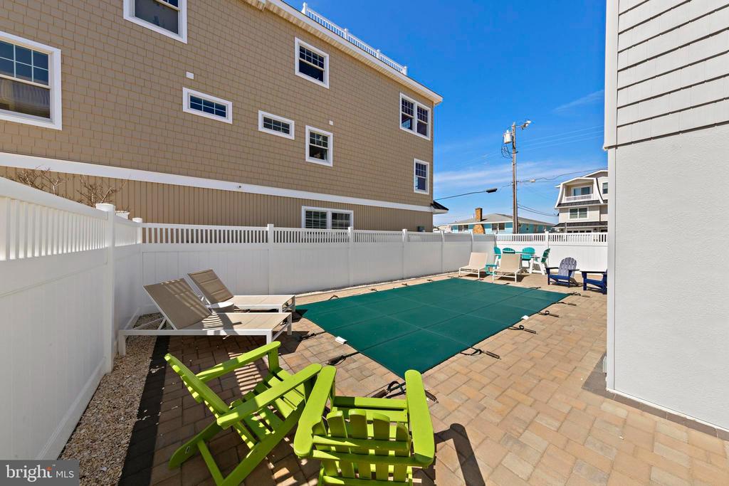 30 W HARDING AVENUE