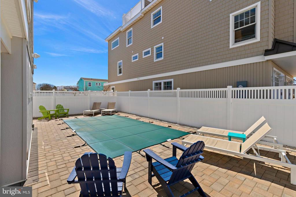 30 W HARDING AVENUE
