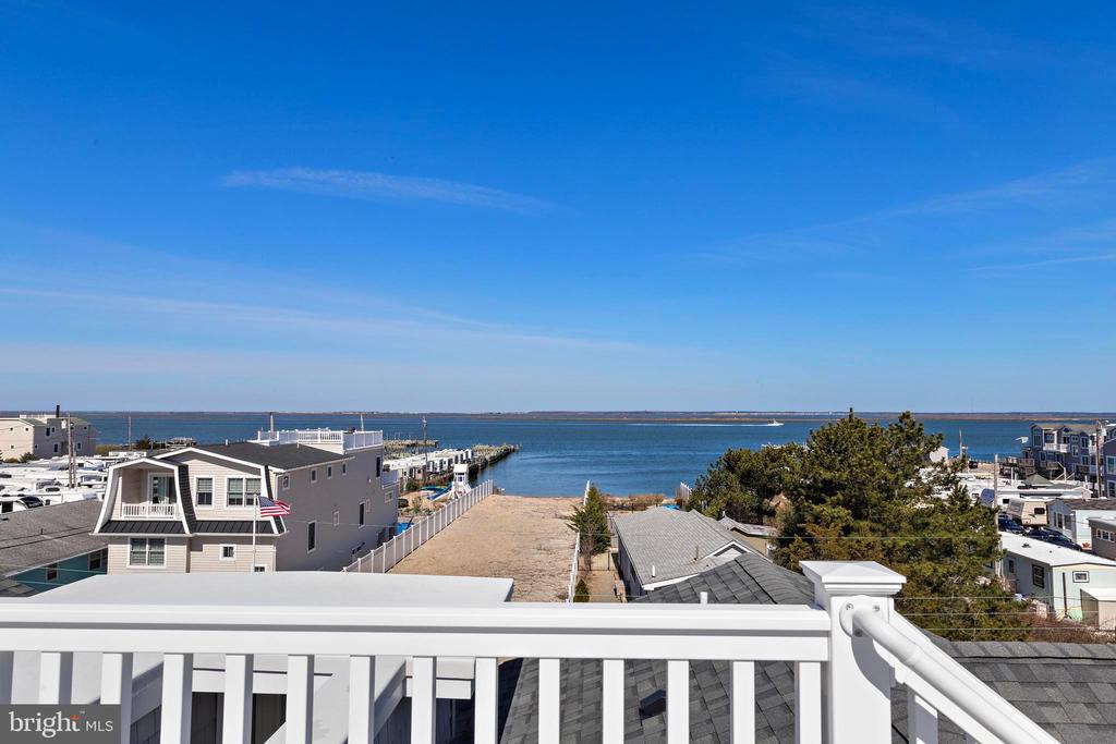 30 W HARDING AVENUE