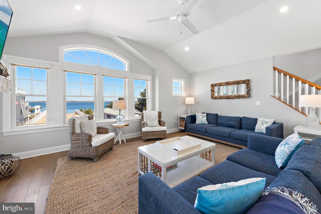 30 W HARDING AVENUE