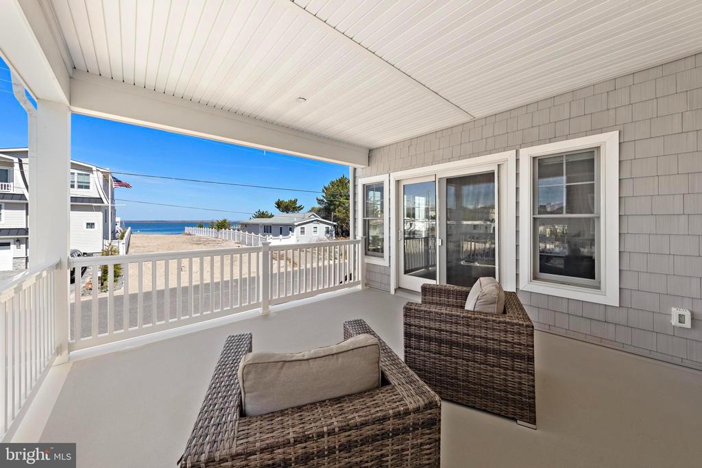 30 W HARDING AVENUE