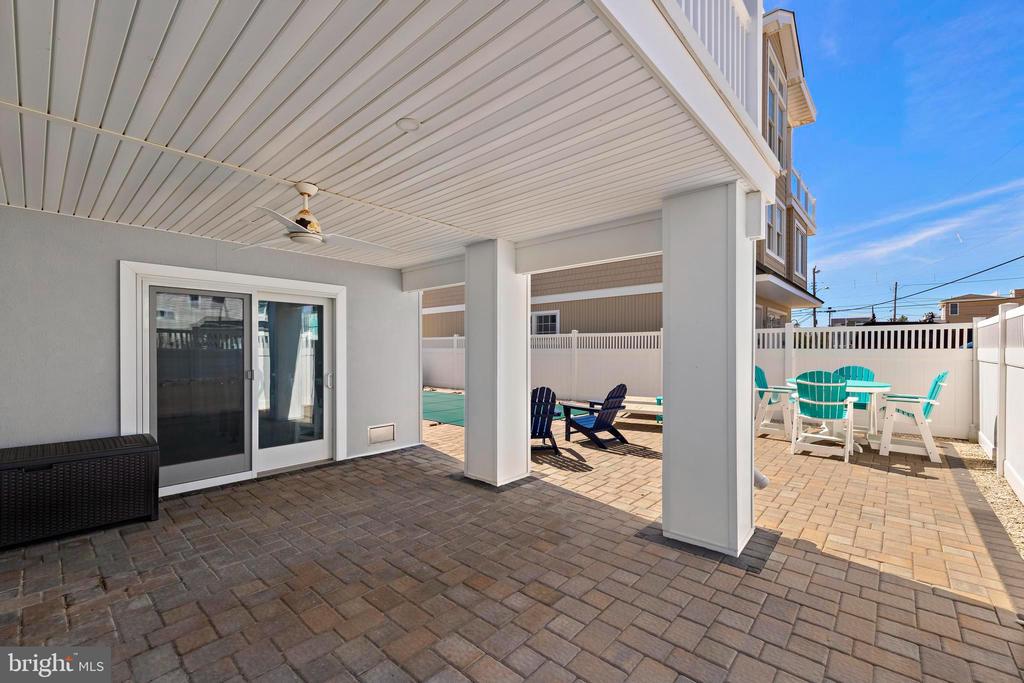 30 W HARDING AVENUE