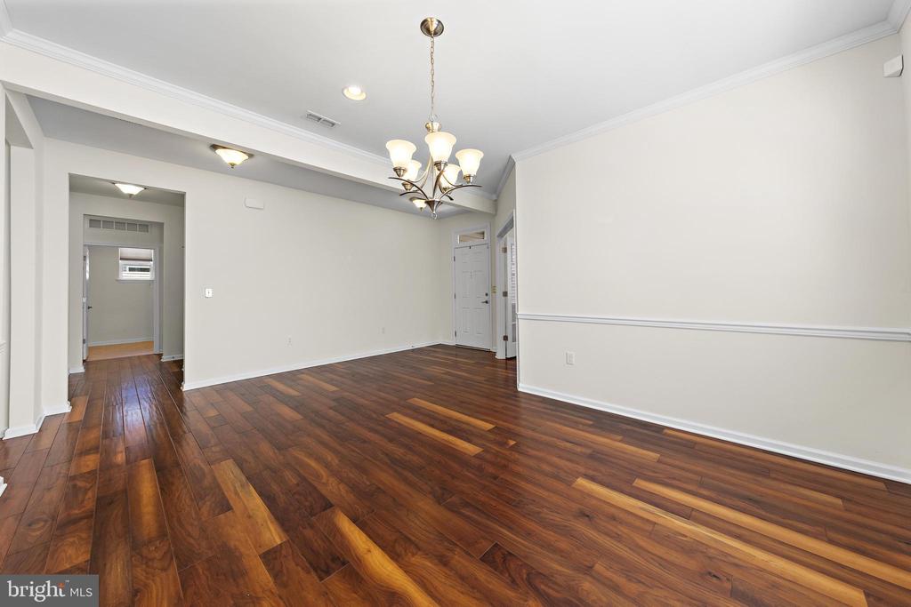 333 NEWPORT WAY