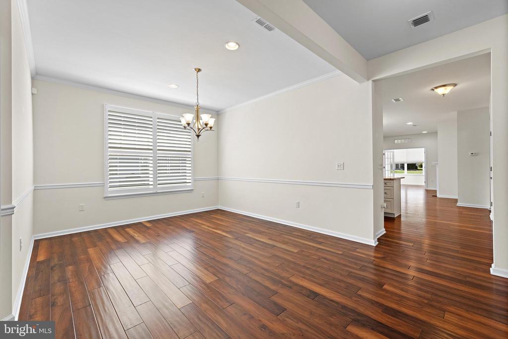 333 NEWPORT WAY