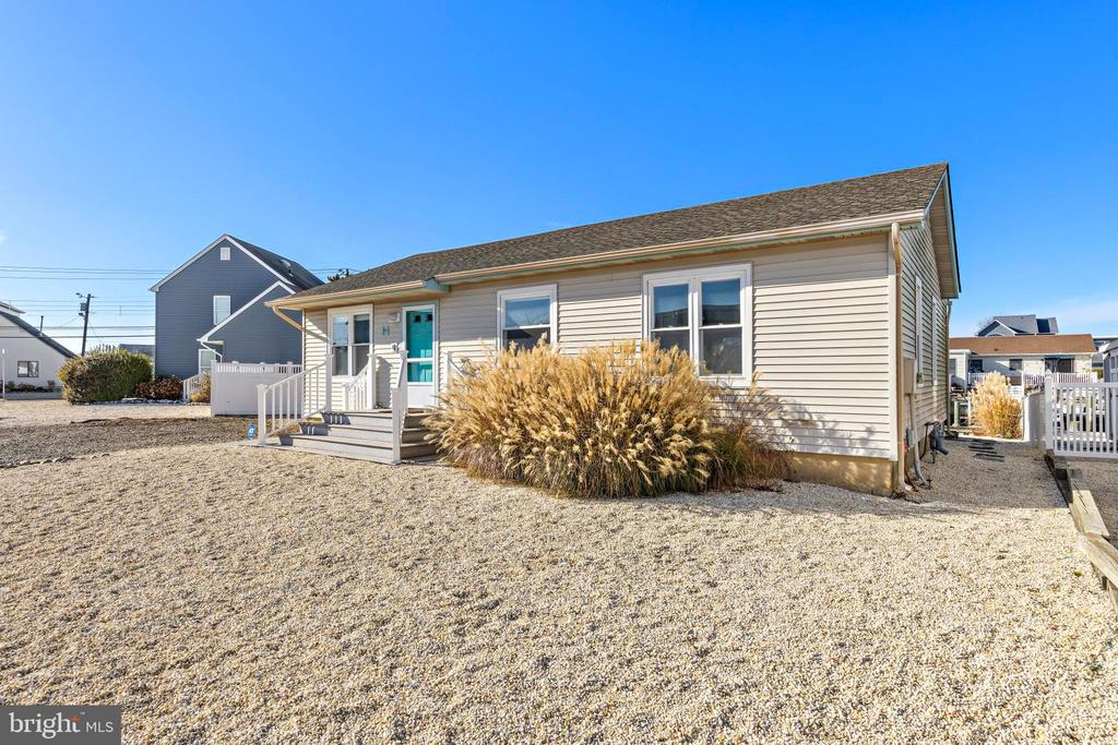 14 CLARA DRIVE