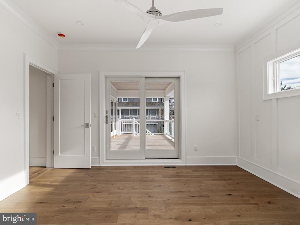 129-C LONG BEACH BOULEVARD