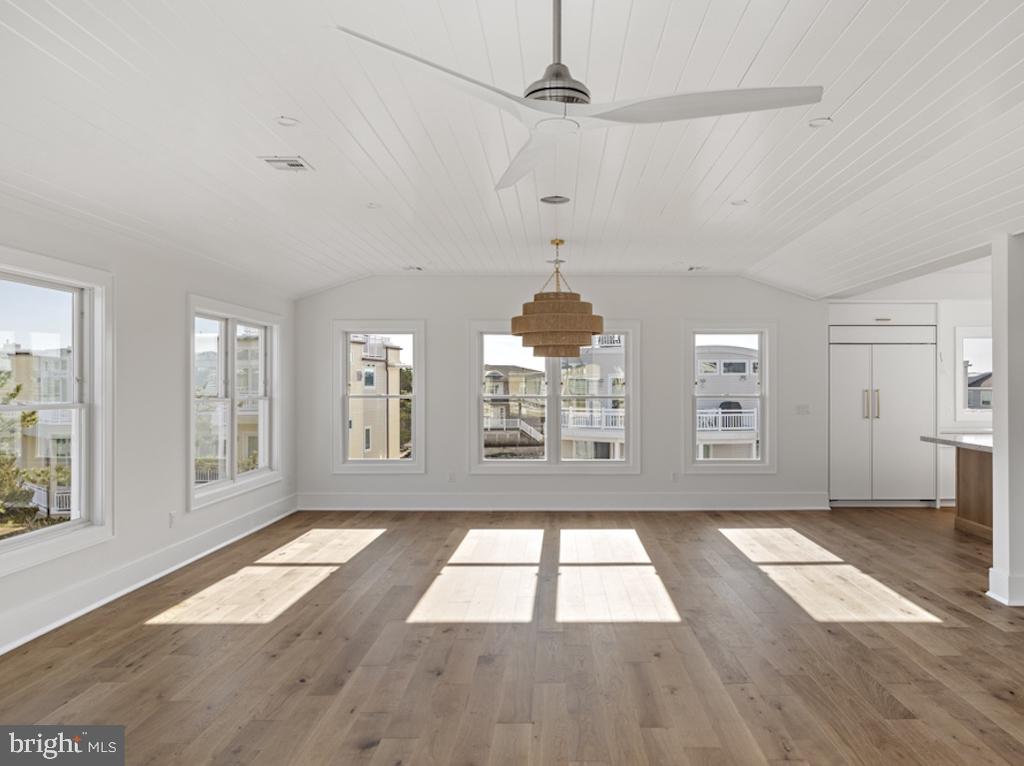 129-C LONG BEACH BOULEVARD