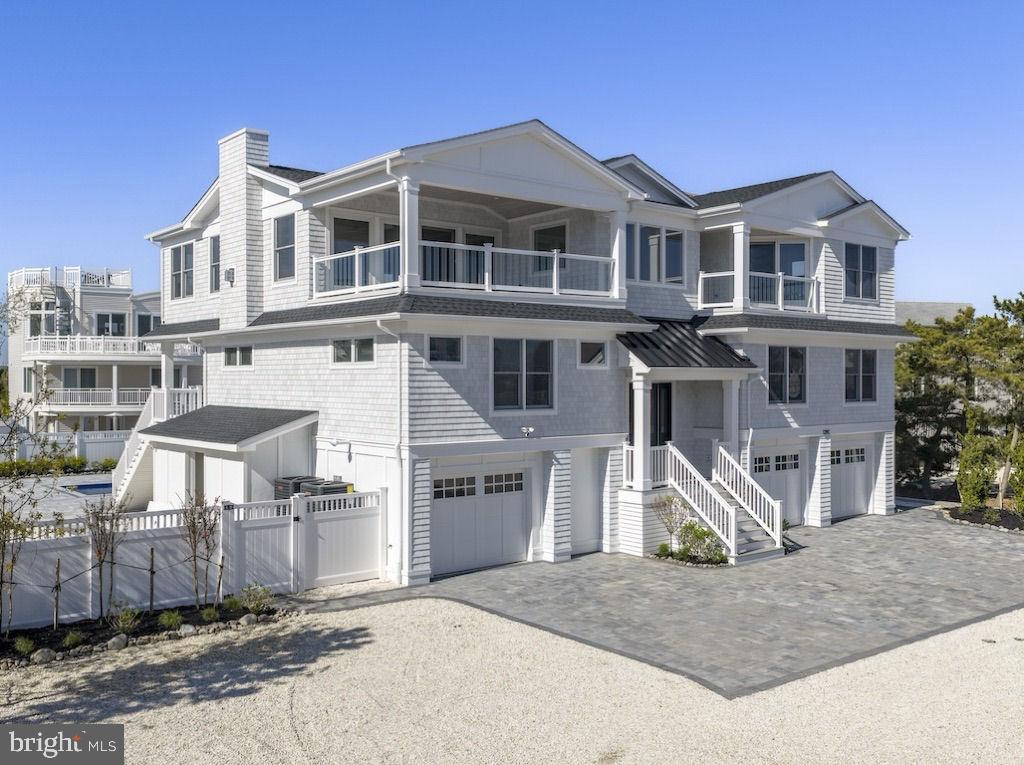 129-C LONG BEACH BOULEVARD
