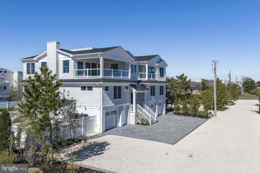 129-C LONG BEACH BOULEVARD