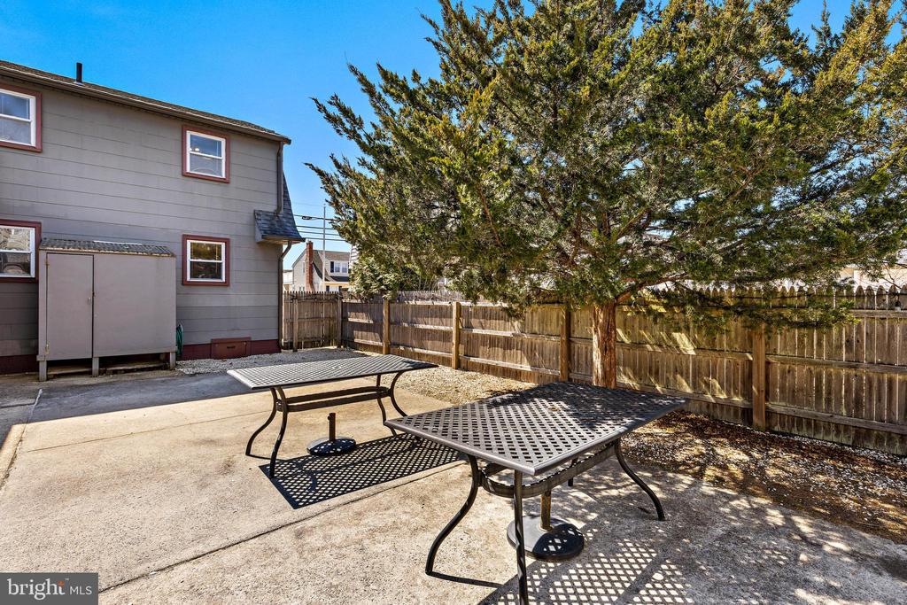 109 E MAC EVOY LANE