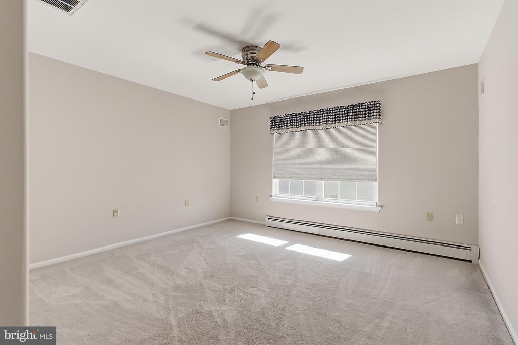 4 SWAN LAKE COURT