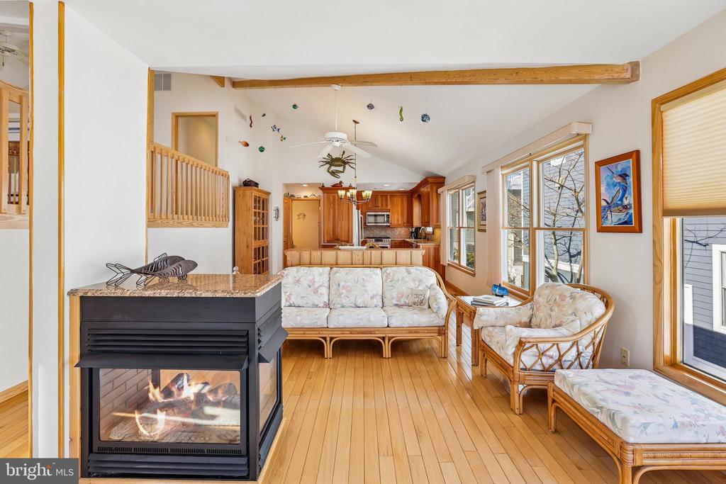 42 W CAPE COD LANE