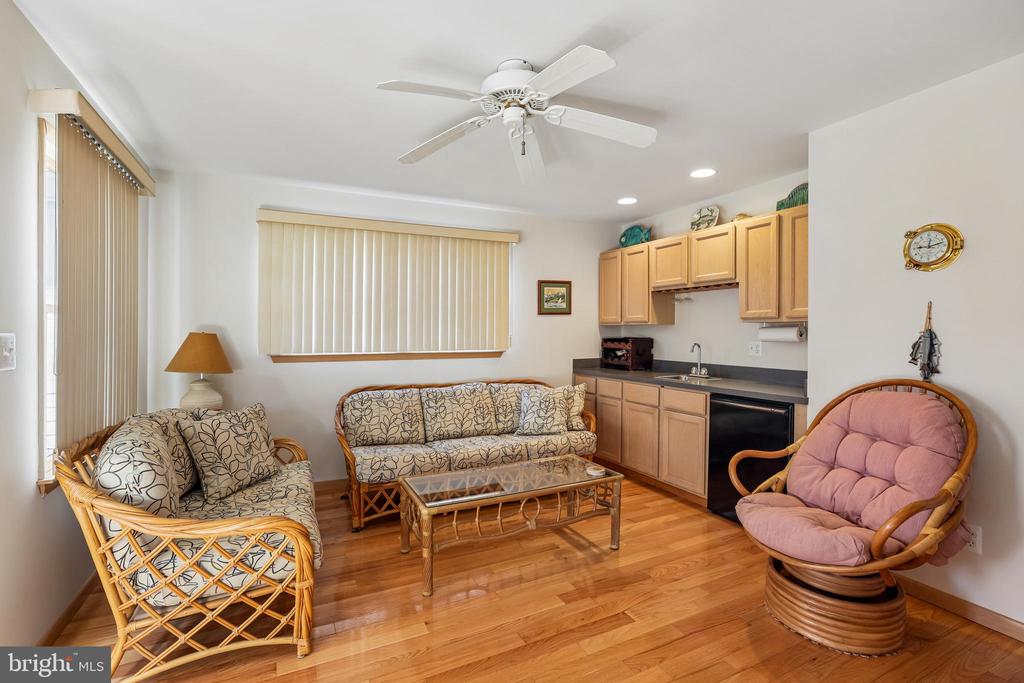 42 W CAPE COD LANE