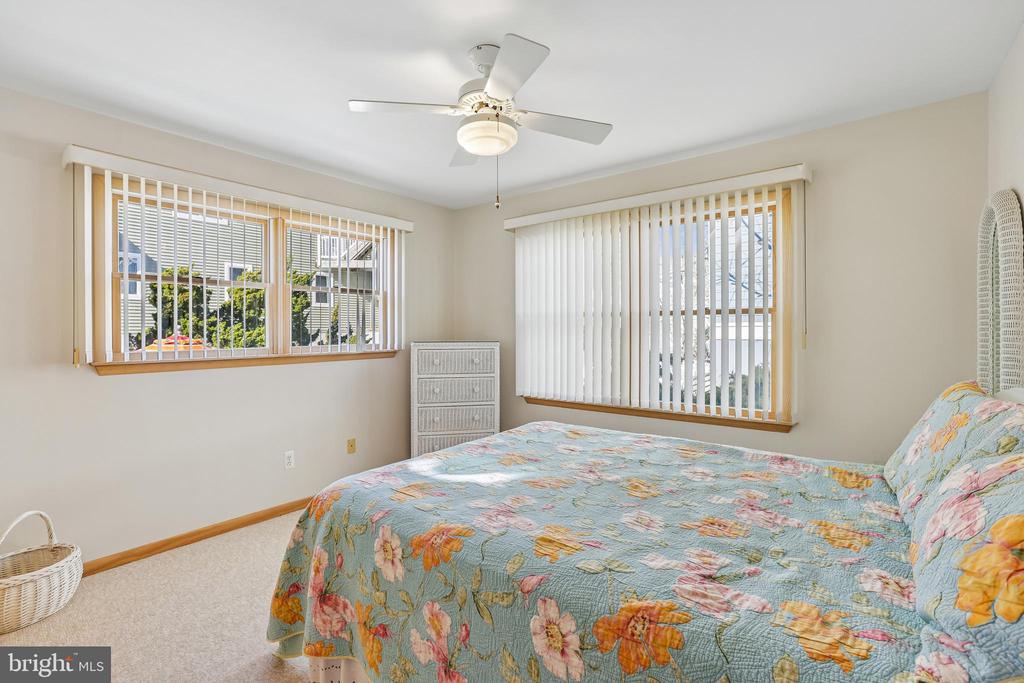 42 W CAPE COD LANE