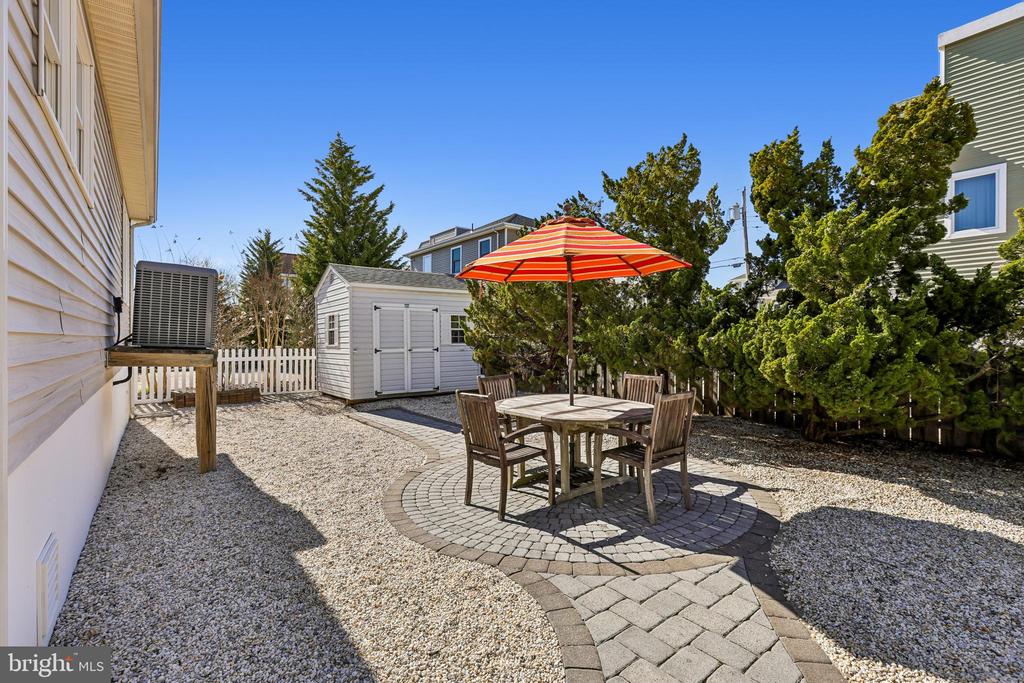 42 W CAPE COD LANE