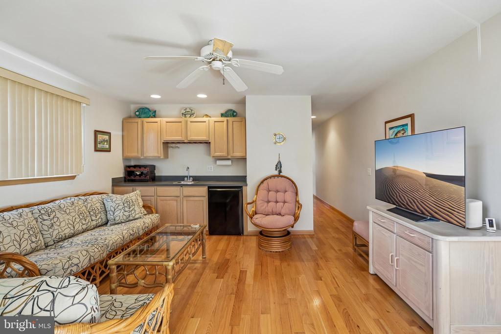 42 W CAPE COD LANE