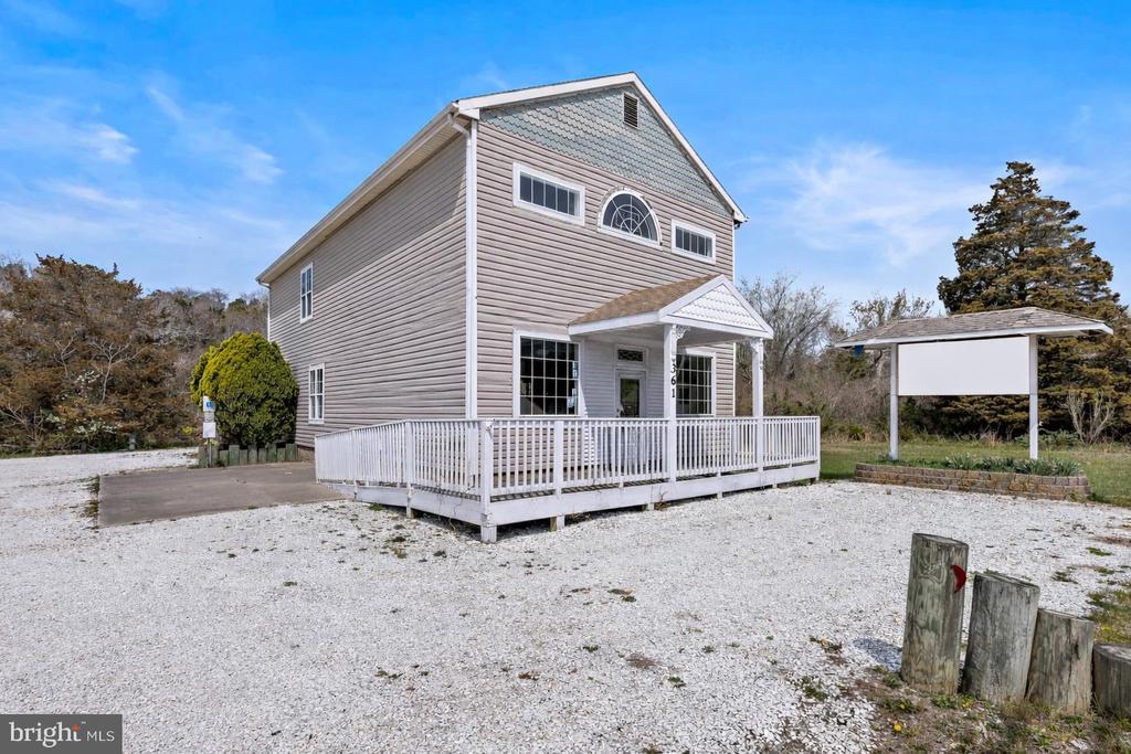 361 MAIN STREET