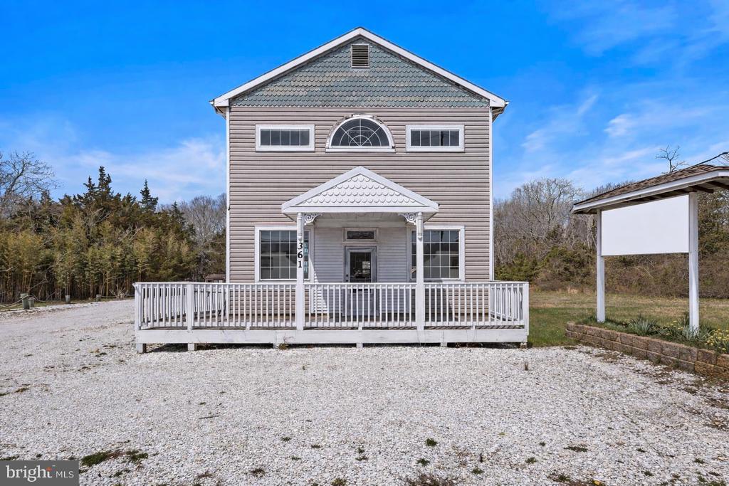 361 MAIN STREET
