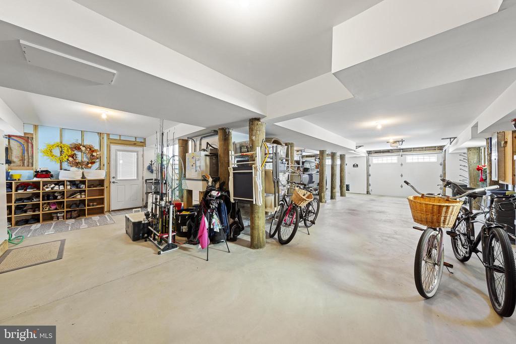 103 E MARINE LANE