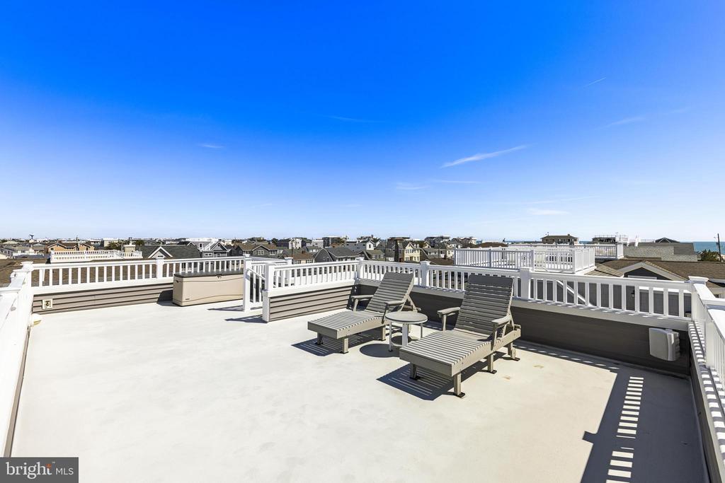 103 E MARINE LANE