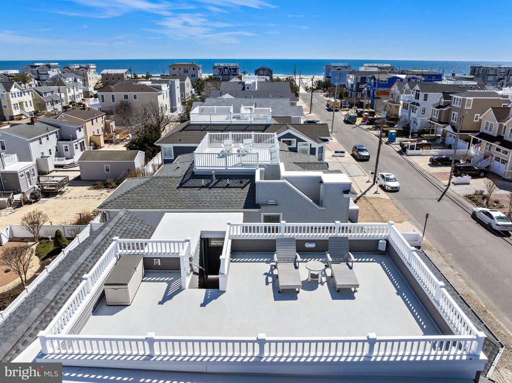 103 E MARINE LANE