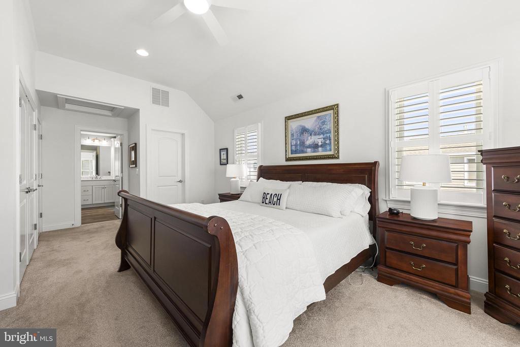 103 E MARINE LANE