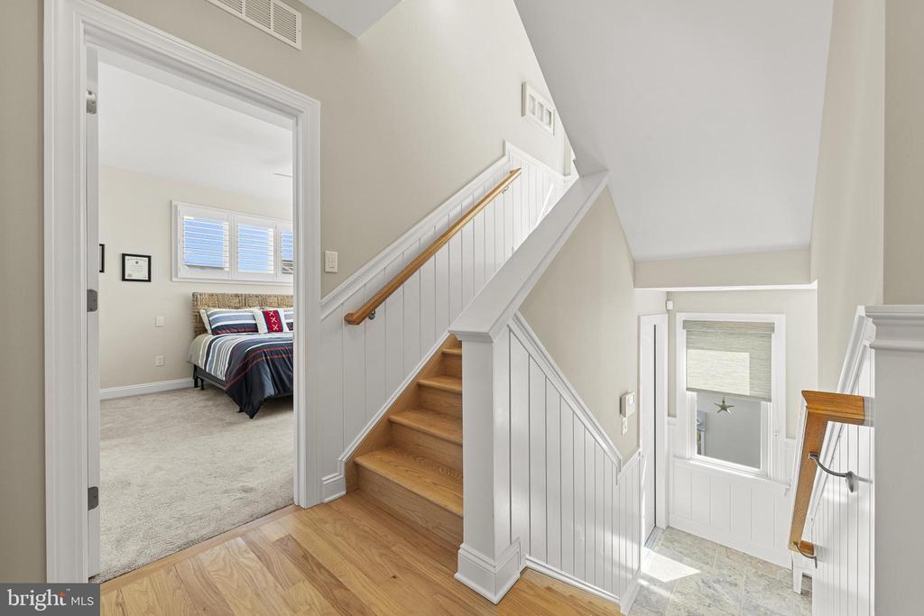 103 E MARINE LANE