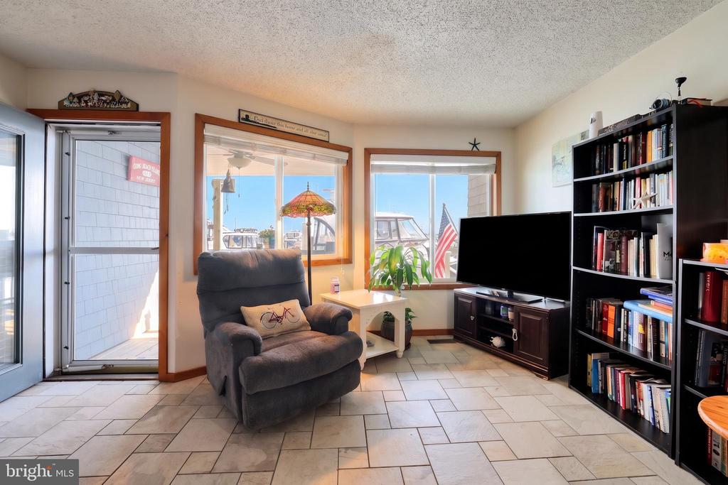 1000 N BAY AVENUE Unit: C7