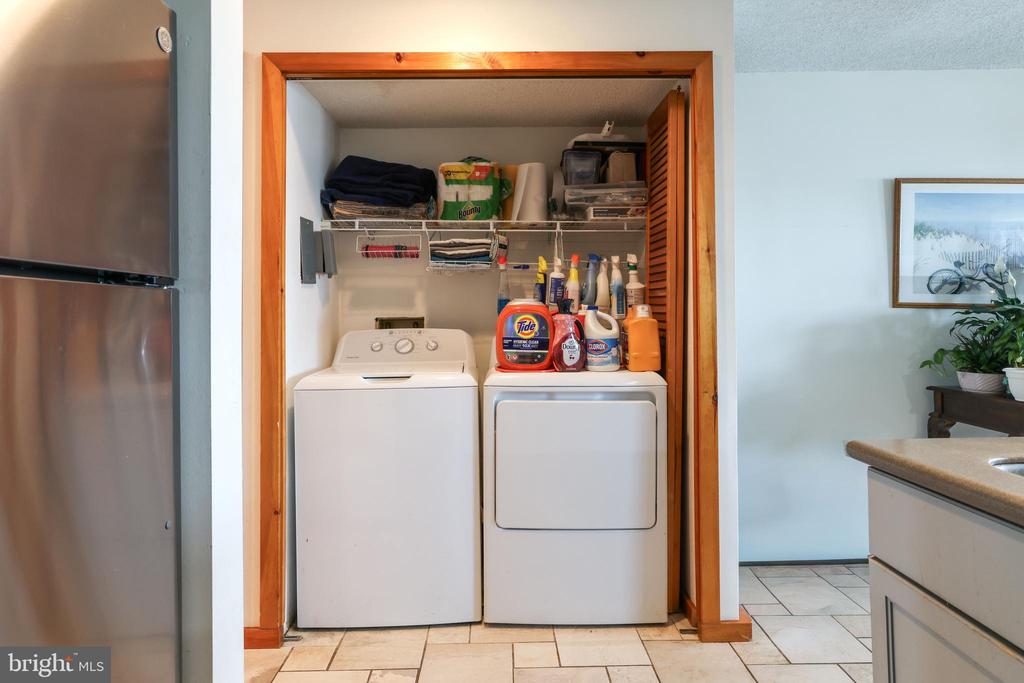 1000 N BAY AVENUE Unit: C7