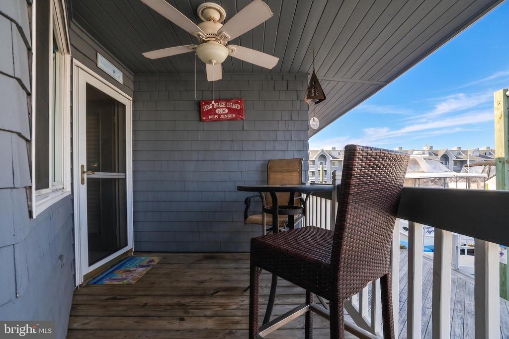 1000 N BAY AVENUE Unit: C7