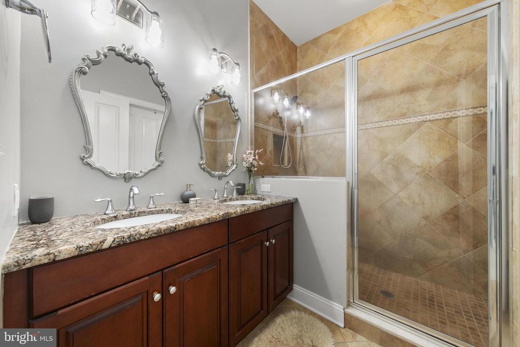 41 W OCEAN VIEW DRIVE