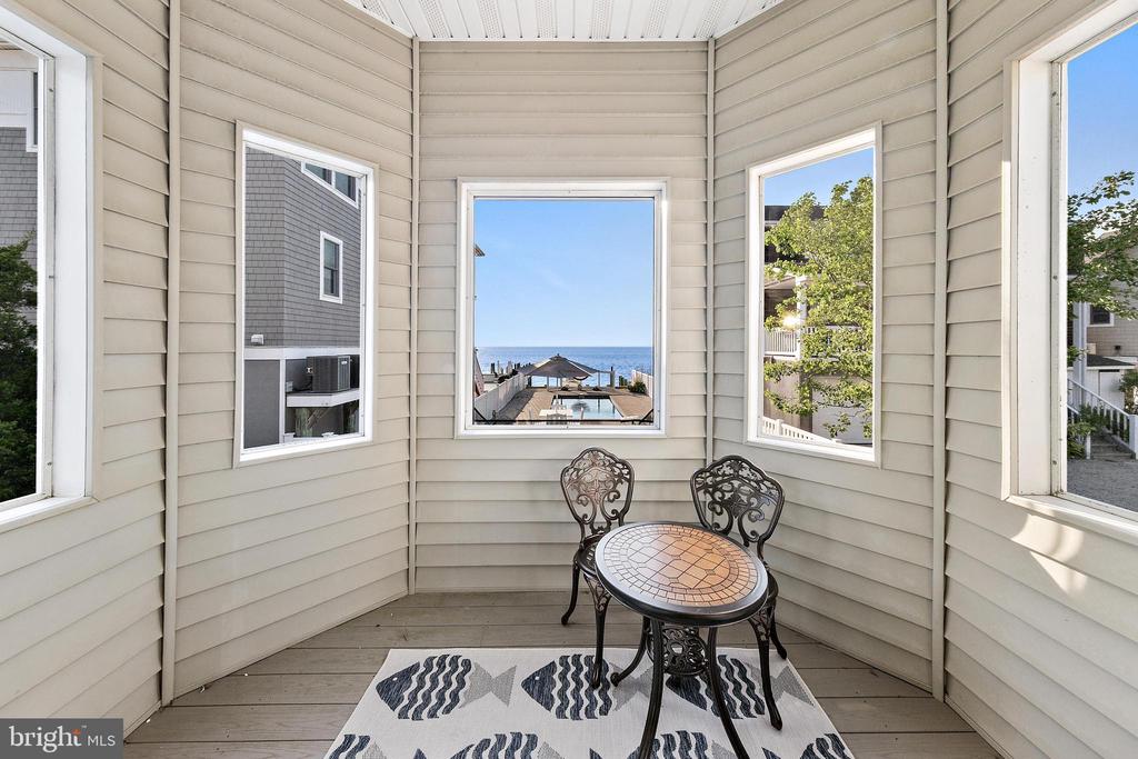 41 W OCEAN VIEW DRIVE