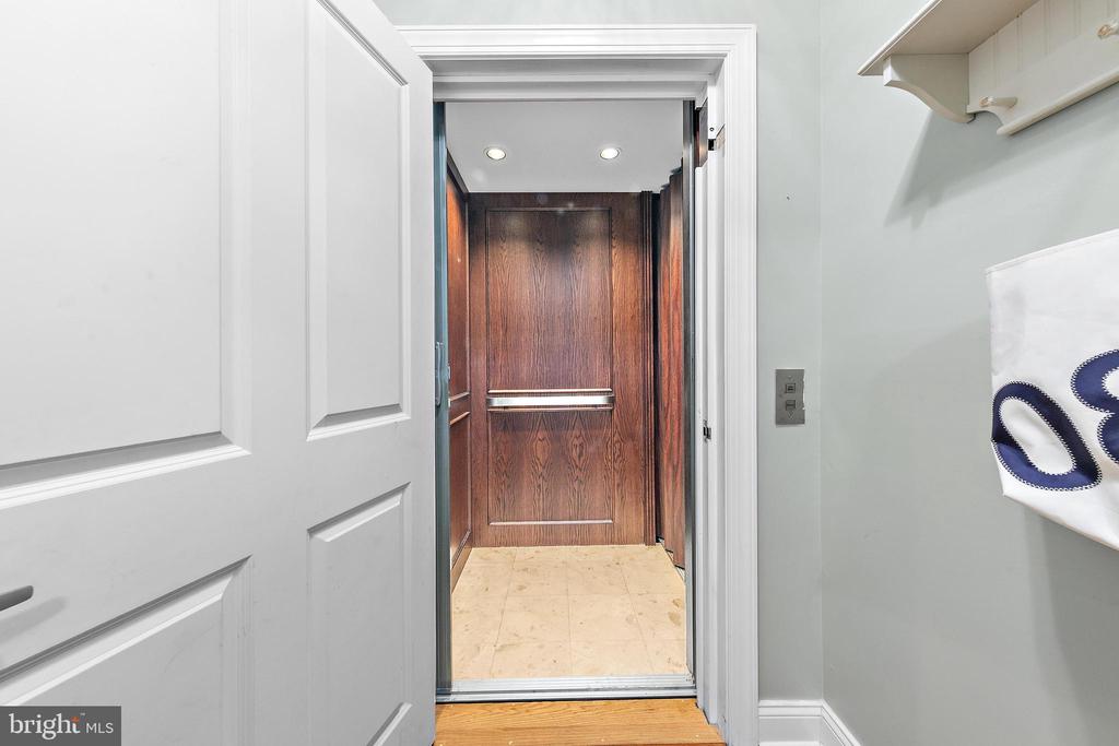 41 W OCEAN VIEW DRIVE