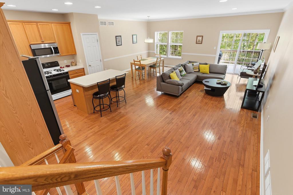 101 WINDWARD DRIVE