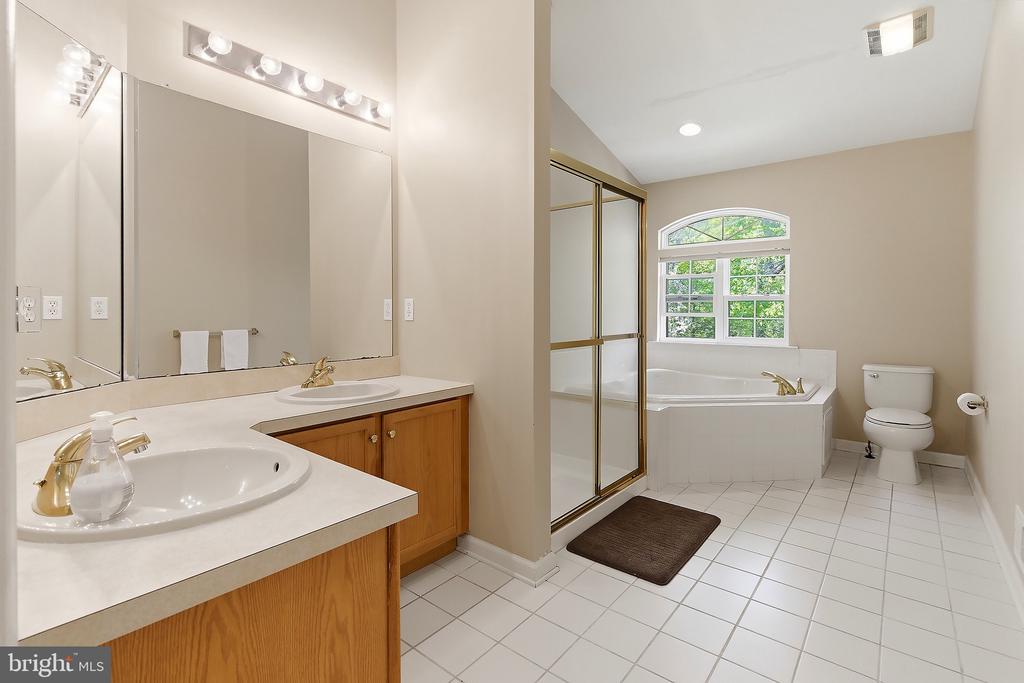 101 WINDWARD DRIVE