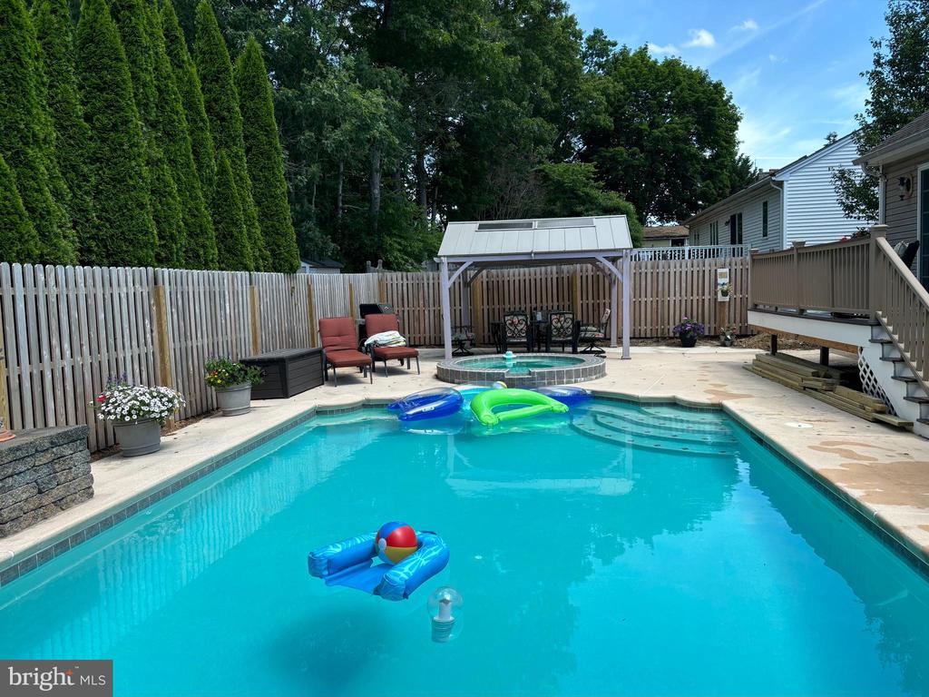 504 PIRATE LANE