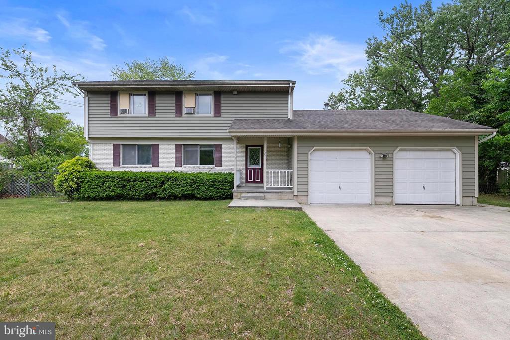 28 MEMORIAL DRIVE