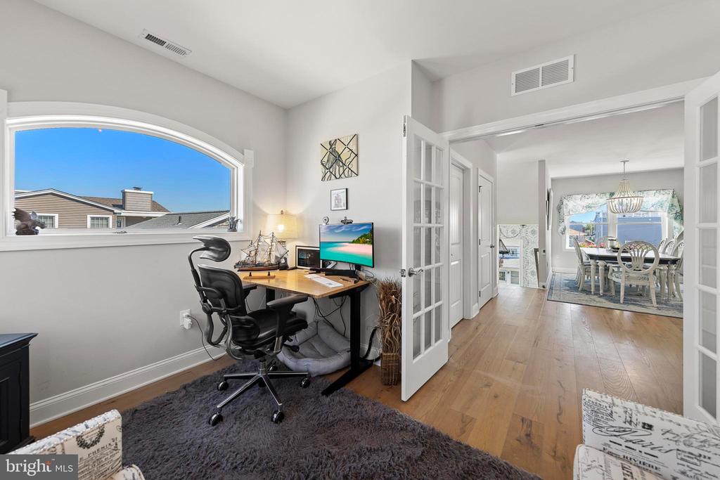 120 E 30TH STREET
