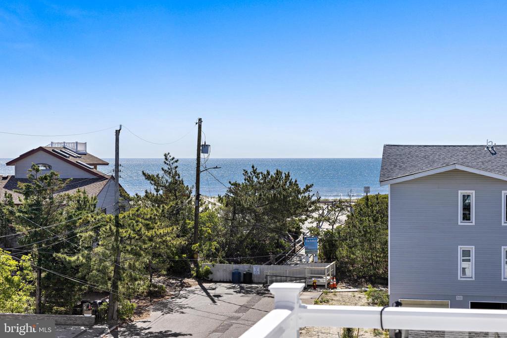 120 E 30TH STREET