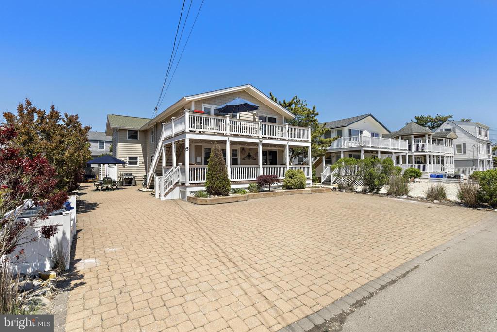 5 E VIRGINIA AVENUE