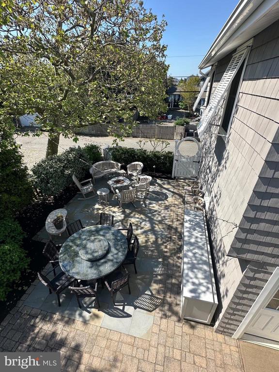16 W 83RD STREET