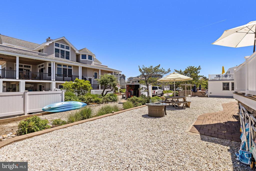 16 STARBOARD ROAD