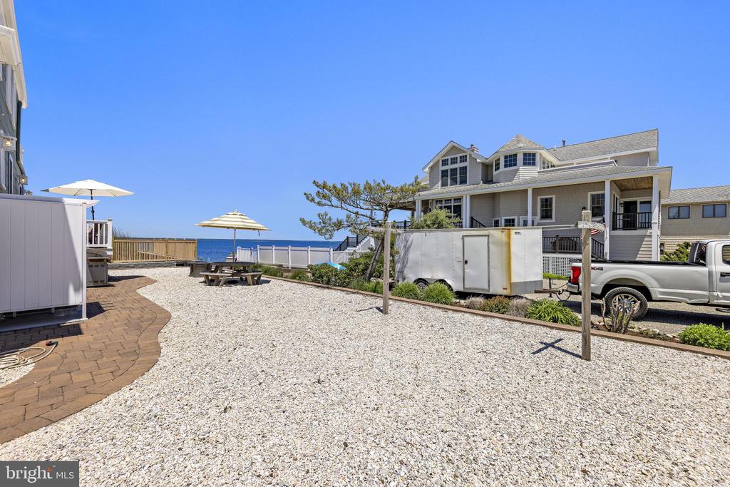 16 STARBOARD ROAD
